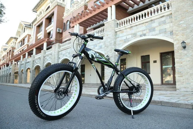 26 * 4.0 Fat bike 7/21/24/27 Speed Mountain bike Aluminum alloy Shock Absorbers Bicycle big tire Snow Bike