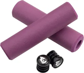 Wolf Tooth Silicone Mountain Bike Grips: Fat Paw